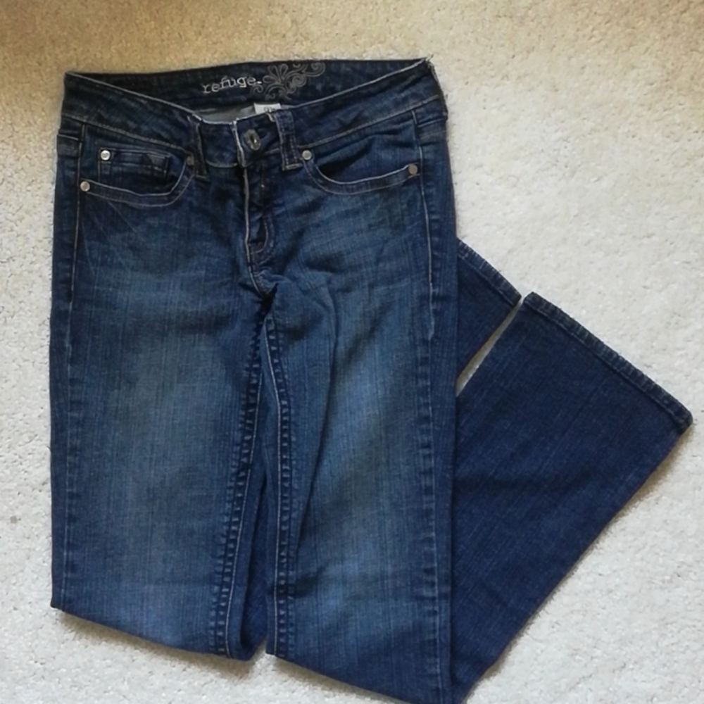 Refuge Medium Dark Wash Jeans